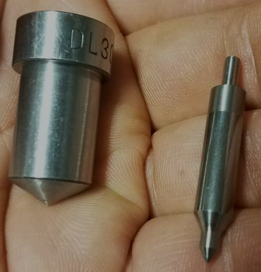 Lister CS 3-1, 3.5-1, 5-1 and 6-1 Injector Nozzle BDL30S46 OR DL30S1184