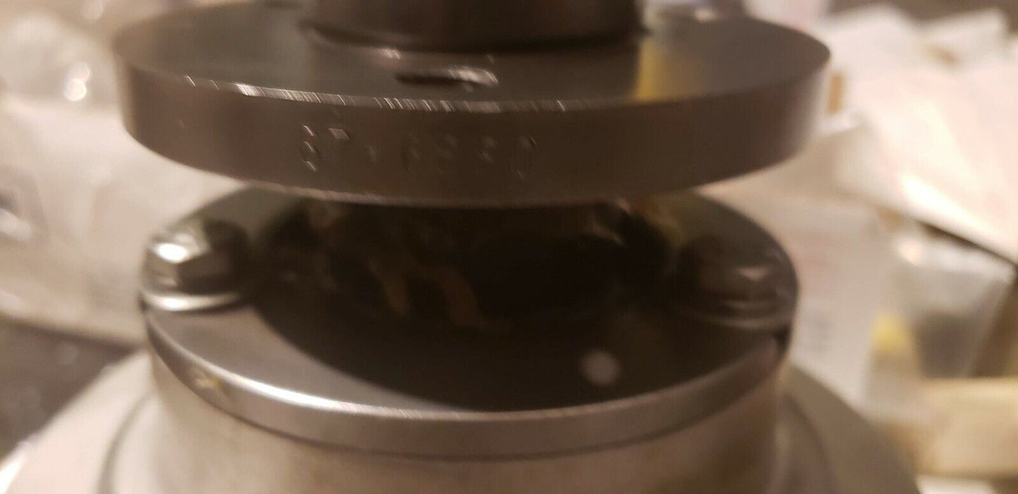 BACHARACH DRIVE HUB 67-6880