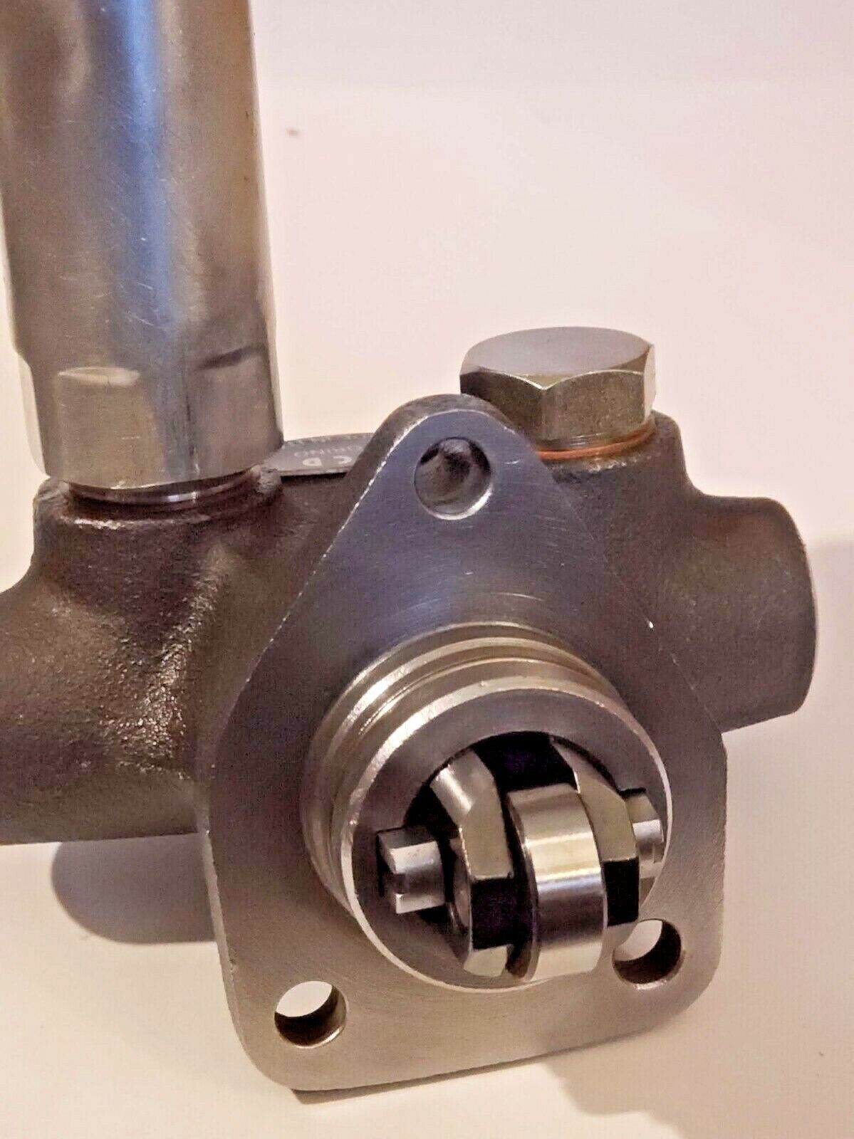 BCD 250/P17 Feed / Supply Pump BCD Mack 314GC227 Bosch 0440008015 / 0440008015